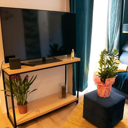 Coeur De Ville T2, Terrasse, Clim Tt Equipe, Parking Sanary-sur-Mer Dış mekan fotoğraf